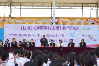 王力一校长深入护理学院：思政引领德智体美劳全面发展 红色传承锤炼特色育人模式