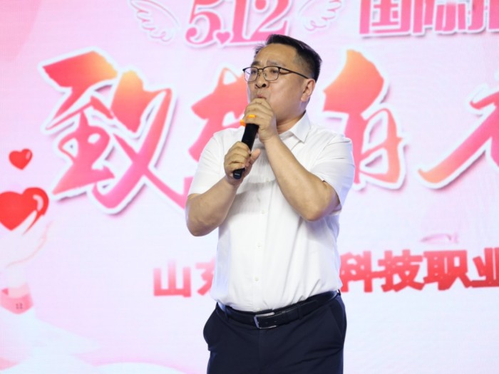 力明学院5·12护士节盛典惊现“隐藏节目单” 神秘演出点燃全场高潮